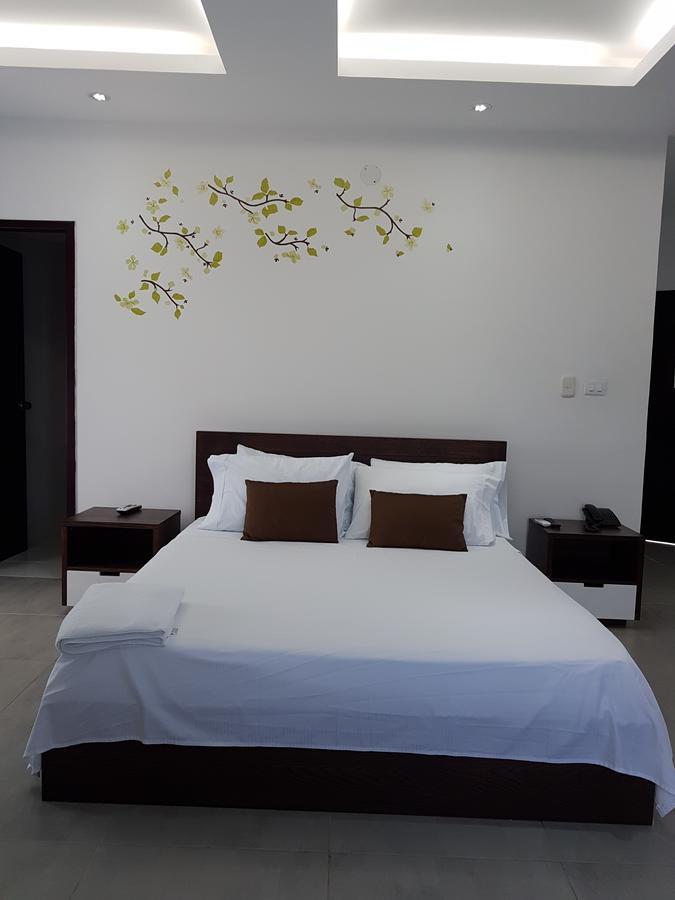 Hotel Plaza Real Montelíbano Dış mekan fotoğraf