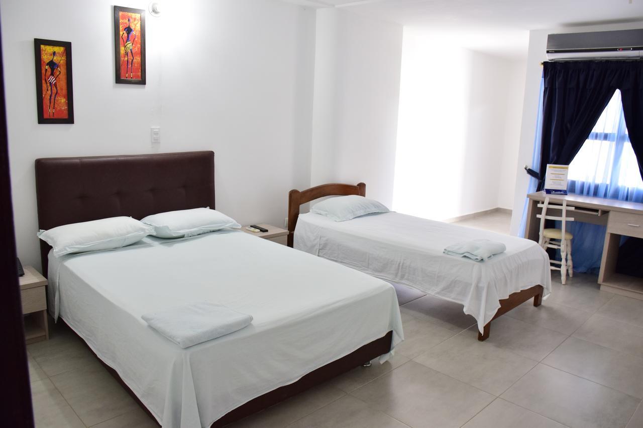 Hotel Plaza Real Montelíbano Dış mekan fotoğraf